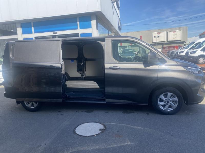 Ford Transit 320 L2H1 2.0 EcoBlue 150ch Limited  occasion  Fleury-les-Aubrais - photo n4