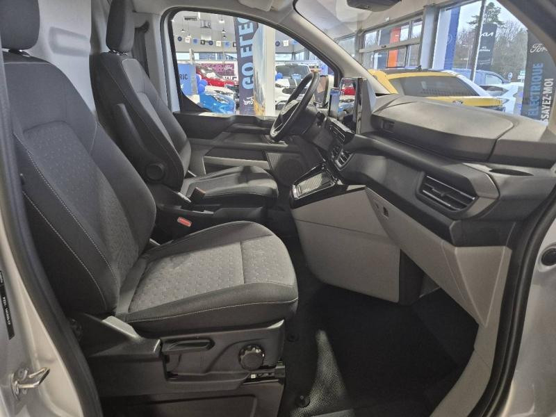 Ford Transit 320 L2H1 2.0 EcoBlue 170 ch Limited BVA8  occasion � Chaumont - photo n�11