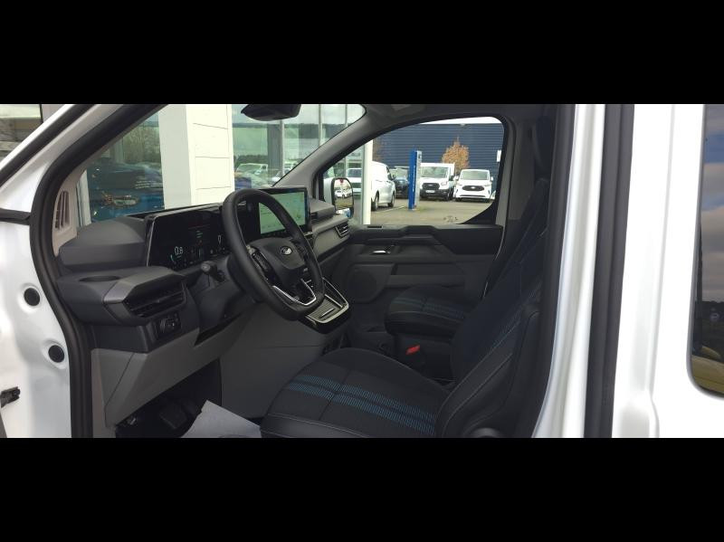 Ford Transit 320 L2H1 2.0 EcoBlue 170ch Cabine Approfondie Sport BVA8  occasion  Gien - photo n10