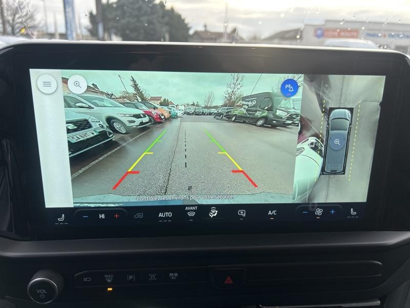 Ford Transit 320 L2H1 2.5 Duratec 232ch Hybride rechargeable Limited CVT  occasion � Beaune - photo n�18