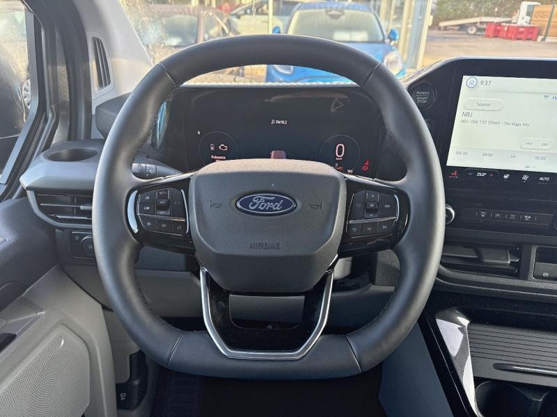 Ford Transit 320 L2H1 2.5 Duratec 232ch Hybride recheargeable Cabine Appr 2025 - photo n°11 Ford Transit 320 L2H1 2.5 Duratec 232ch Hybride recheargeable Cabine Appr  occasion à Pont-Audemer - photo n°11