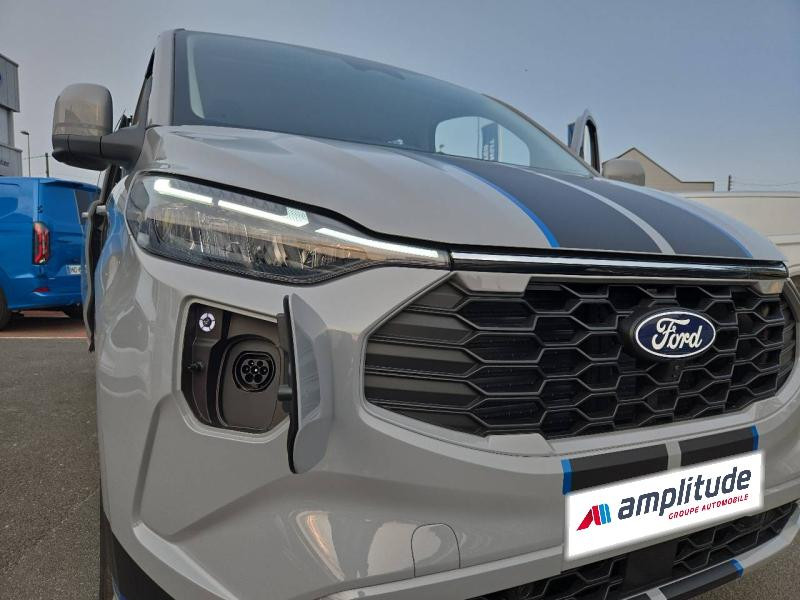 Ford Transit 320 L2H1 2.5 Duratec 232ch Hybride recheargeable Cabine Appr  occasion  Fleury-les-Aubrais - photo n16