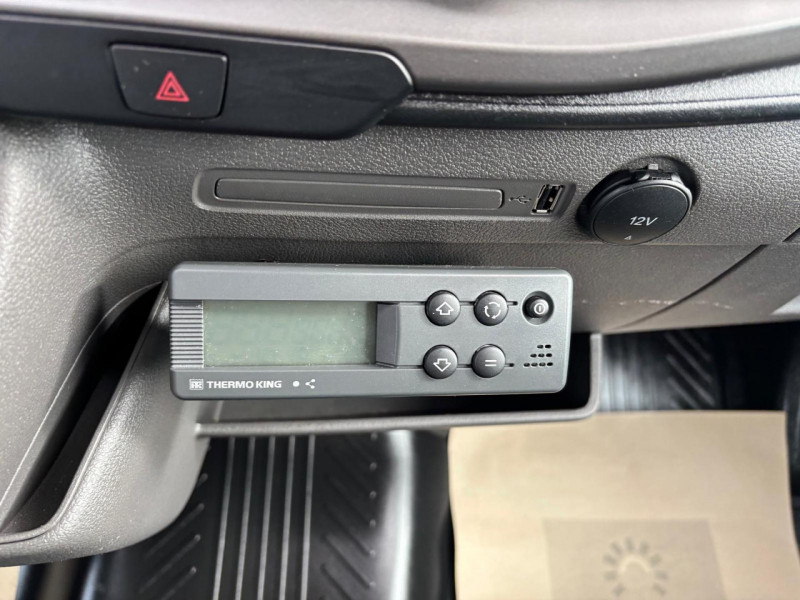 Ford Transit 350 L3 2.0 ecoblue 130   CHASSIS CABINE L3 FRIGO 2024 - photo n°20 Ford Transit 350 L3 2.0 ecoblue 130   CHASSIS CABINE L3 FRIGO  occasion à Bessières - photo n°20