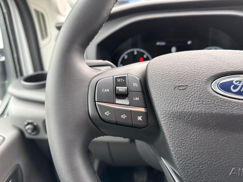 Ford Transit 350 L3H2 2.0 EcoBlue 130ch Trend Business 4x4  occasion  Cherbourg-Octeville - photo n10