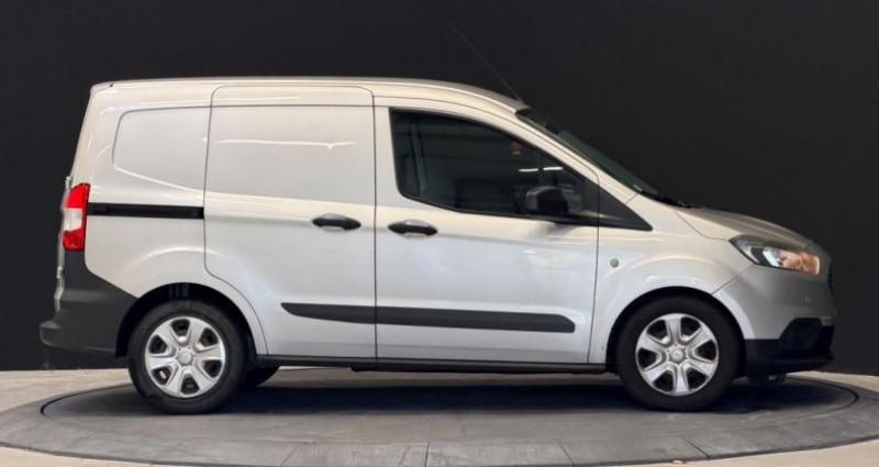 Ford Transit Courier FOURGON 1.5 TDCI 75ch TREND BUSINESS 2018 - photo n°4 Ford Transit Courier FOURGON 1.5 TDCI 75ch TREND BUSINESS  occasion à Tours - photo n°4