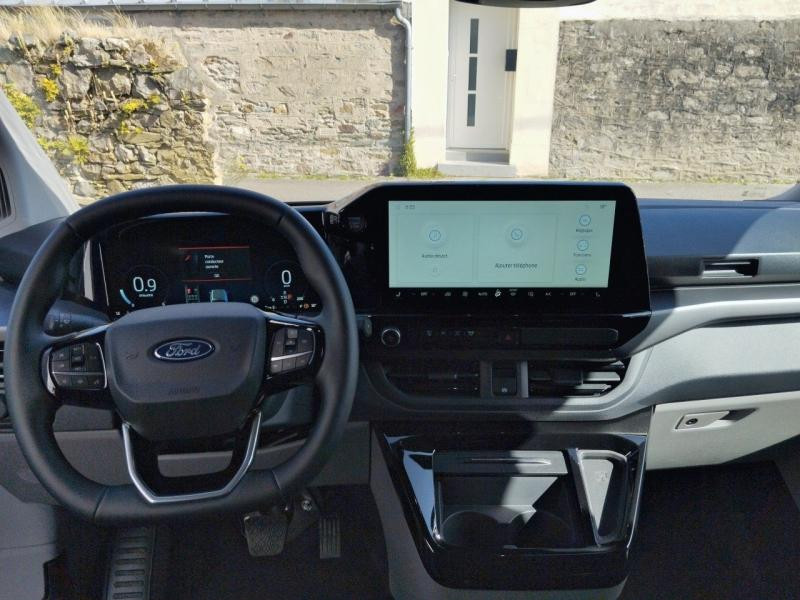 Ford Transit Fg 320 L1H1 2.0 EcoBlue 170ch Cabine Approfondie Sport BVA8  occasion à Cherbourg - photo n°8
