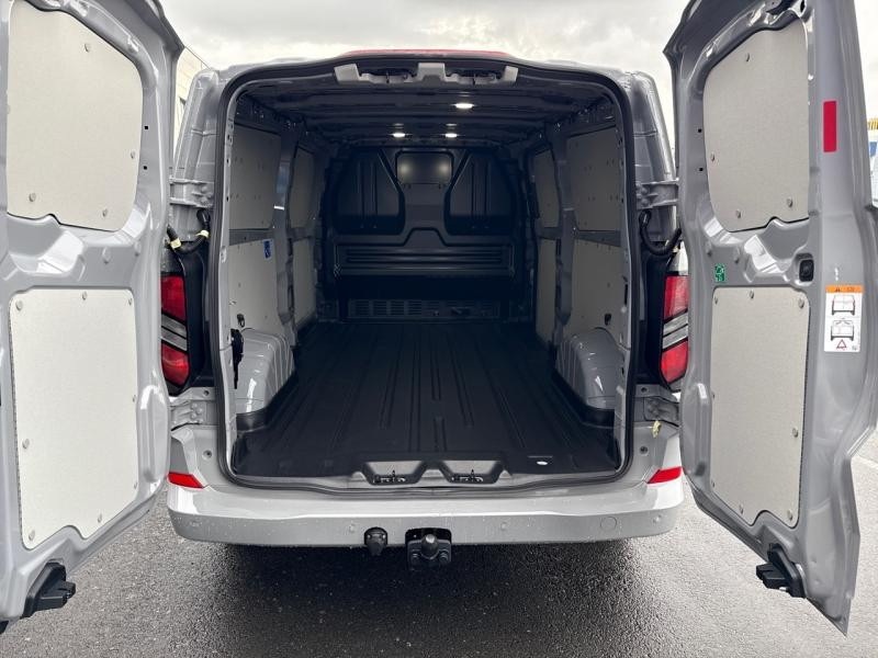 Ford Transit Fg 320 L2H1 2.0 EcoBlue 136ch Limited BVA8  occasion  Hérouville-Saint-Clair - photo n6
