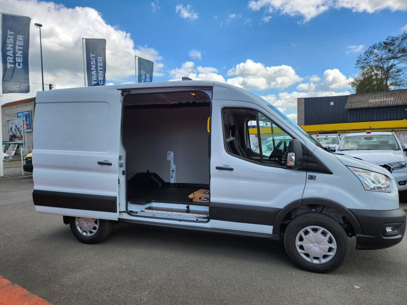 Ford Transit PE 350 L2H2 135 kW Batterie 75/68 kWh Trend Business  occasion à Amilly - photo n°6