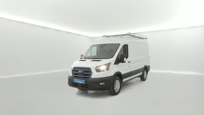 Ford Transit PE 390 L2H2 135 kW Batterie 75/68 kWh Trend Business 2023 Ford Transit PE 390 L2H2 135 kW Batterie 75/68 kWh Trend Business  occasion à SAINT-GREGOIRE