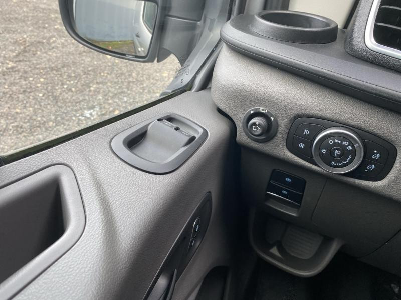 Ford Transit PE 390 L2H2 198 kW Batterie 75/68 kWh Trend Business  occasion � Saint-Doulchard - photo n�20