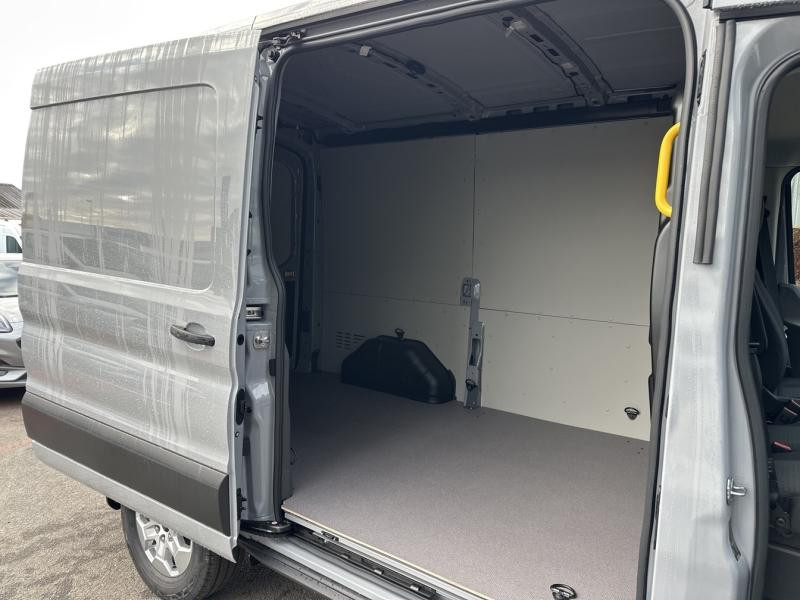 Ford Transit T350 L2H2 2.0 EcoBlue 130ch BVA8 Limited  occasion � Fleury-les-Aubrais - photo n�12