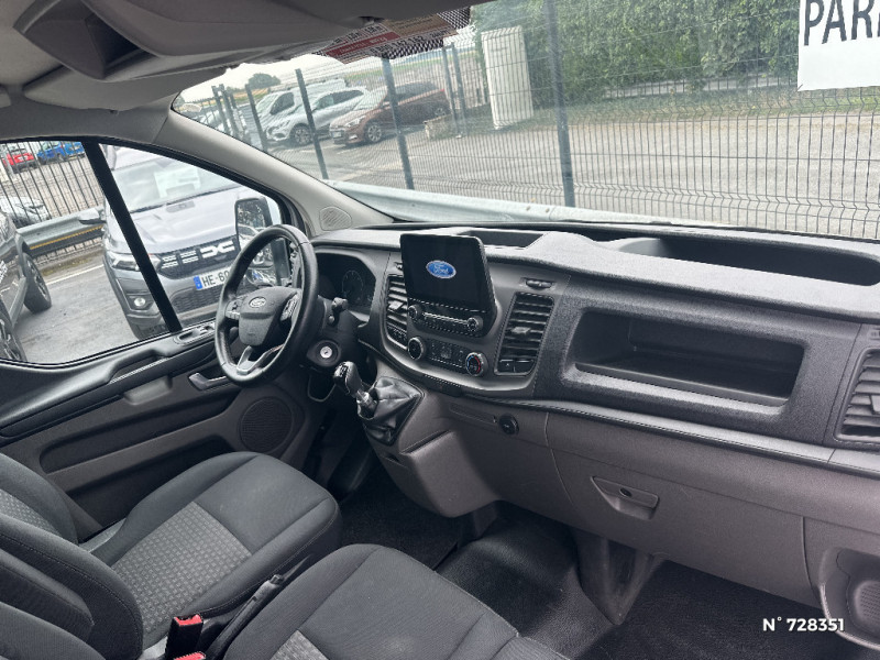 Ford Transit TRANSIT CUSTOM FOURGON 300 L1H2 2.0 ECOBLUE 105 TREND BUSINE 2022 - photo n°10 Ford Transit TRANSIT CUSTOM FOURGON 300 L1H2 2.0 ECOBLUE 105 TREND BUSINE  occasion à Crépy-en-Valois - photo n°10