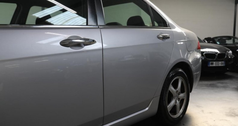 Honda Accord 2.4 iVTEC 190 BVA EXECUTIVE / TOIT OUVRANT 2004 - photo n°7 Honda Accord 2.4 iVTEC 190 BVA EXECUTIVE / TOIT OUVRANT  occasion à SAINT LAURENT DU VAR - photo n°7