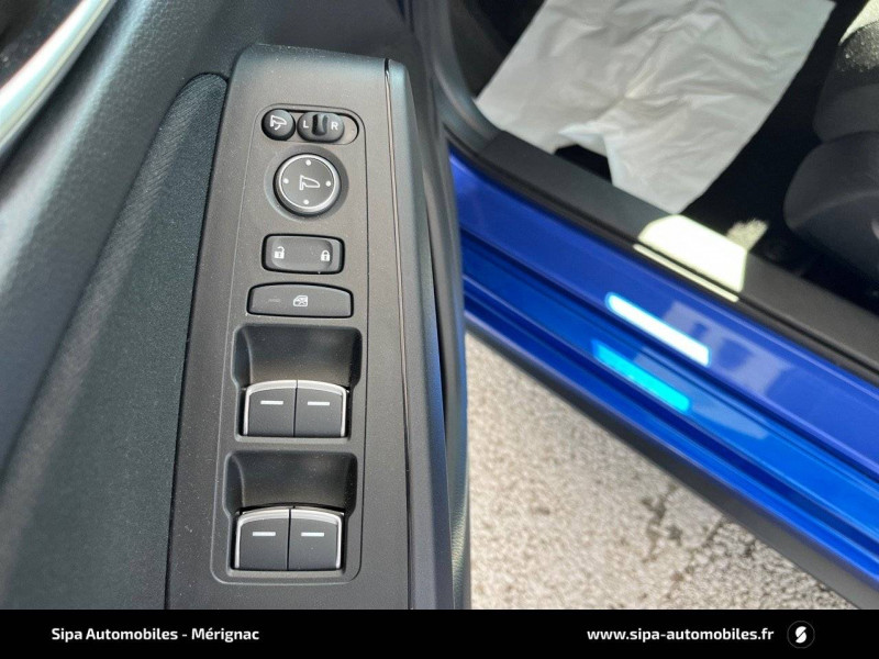 Honda Civic Civic e:HEV 2.0 i-MMD Executive 5p 2024 - photo n°18 Honda Civic Civic e:HEV 2.0 i-MMD Executive 5p  occasion à Mérignac - photo n°18