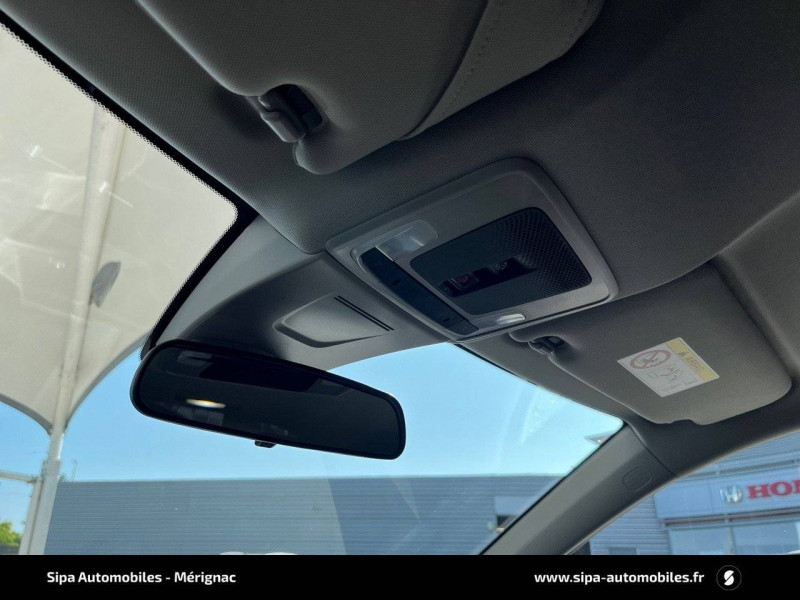 Honda Civic Civic e:HEV 2.0 i-MMD Executive 5p 2024 - photo n°11 Honda Civic Civic e:HEV 2.0 i-MMD Executive 5p  occasion à Mérignac - photo n°11