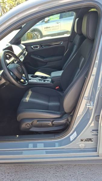 Honda Civic Civic e:HEV 2.0 i-MMD Sport 5p 2022 - photo n°8 Honda Civic Civic e:HEV 2.0 i-MMD Sport 5p  occasion à Anglet - photo n°8