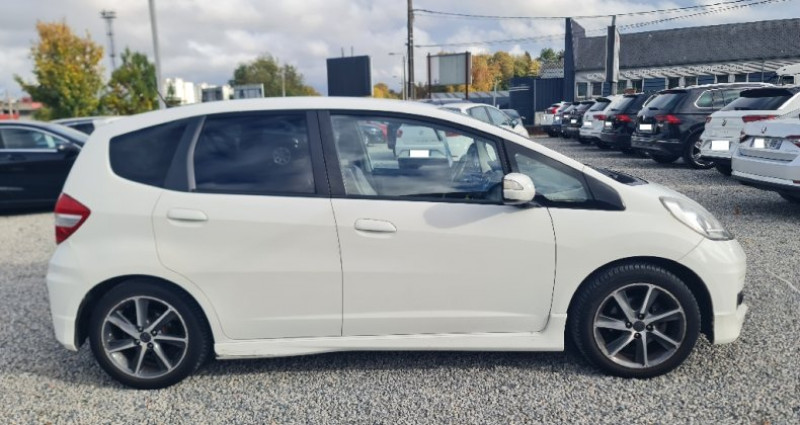 Honda Jazz 1.4 i-VTEC 100 CV PACK Elegance * REPRISE POSSIBLE * 2013 - photo n°4 Honda Jazz 1.4 i-VTEC 100 CV PACK Elegance * REPRISE POSSIBLE *  occasion à Maubeuge - photo n°4