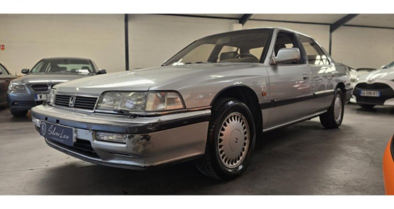 Honda Legend 2.7 V6 BVA BERLINE 4 PORTES / HISTORIQUE / SORTIE DE GRANGE   occasion &agrave; SAINT LAURENT DU VAR - photo n&deg;5