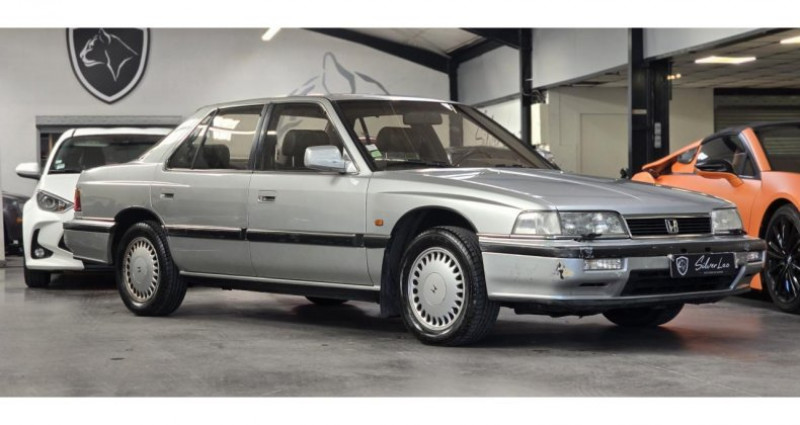 Honda Legend 2.7 V6 BVA BERLINE 4 PORTES / HISTORIQUE / SORTIE DE GRANGE   occasion &agrave; SAINT LAURENT DU VAR - photo n&deg;3