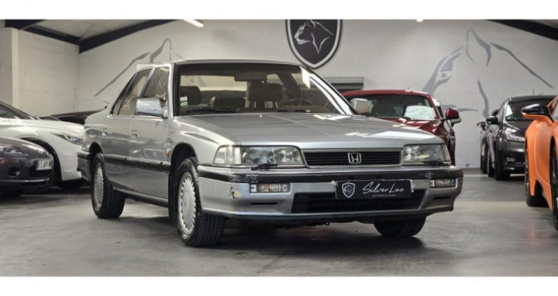 Honda Legend 2.7 V6 BVA BERLINE 4 PORTES / HISTORIQUE / SORTIE DE GRANGE   occasion &agrave; SAINT LAURENT DU VAR - photo n&deg;2