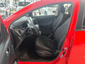 Hyundai i10 1.0 66 BVA  occasion  Beaupuy - photo n6