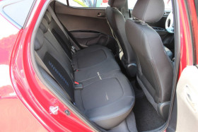 Hyundai i10 1.0 66 BVA  occasion  Beaupuy - photo n4
