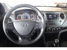 Hyundai i10 1.0 66 BVM  occasion  Beaupuy - photo n10