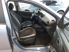 Hyundai i10 1.0 67 BVA  occasion  Beaupuy - photo n8