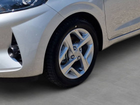 Hyundai i10 1.0 67 BVM  occasion  Beaupuy - photo n7