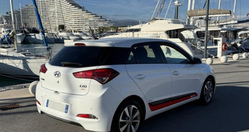 Hyundai i20 1.0 T-GDi 100 Edition #Navi 2017 - photo n°4 Hyundai i20 1.0 T-GDi 100 Edition #Navi  occasion à VILLENEUVE LOUBET - photo n°4