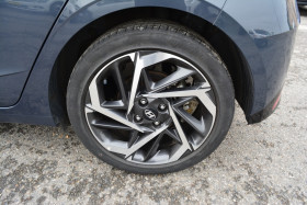 Hyundai i20 1.0 T-GDI 100CH HYBRID CREATIVE  occasion � Toulouse - photo n�5