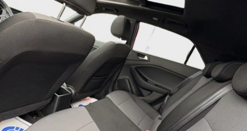 Hyundai i20 1.0 tgdi 120 ch UEFA Toit ouvrant régulateur de vitesse- blu 2016 - photo n°6 Hyundai i20 1.0 tgdi 120 ch UEFA Toit ouvrant régulateur de vitesse- blu  occasion à Nevers - photo n°6