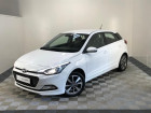 Hyundai i20 occasion Blanc année 2015 boite Manuelle Annonce Hyundai i20 occasion Essence 1.2 84 Intuitive Plus à SAINT-LO