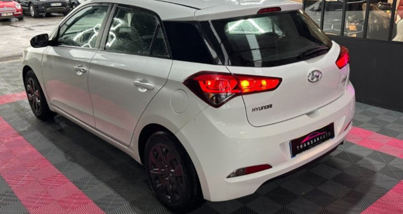 Hyundai i20 Edition Clim 1.2 75 ch ~ CT OK ~ Climatisation ~ Bluetooth ~ 2017 - photo n°4 Hyundai i20 Edition Clim 1.2 75 ch ~ CT OK ~ Climatisation ~ Bluetooth ~  occasion à MANOSQUE - photo n°4
