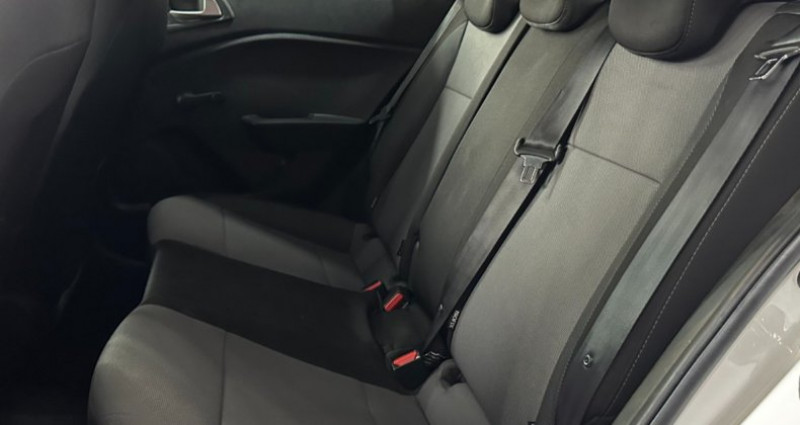 Hyundai i20 Edition Clim 1.2 75 ch ~ CT OK ~ Climatisation ~ Bluetooth ~ 2017 - photo n°7 Hyundai i20 Edition Clim 1.2 75 ch ~ CT OK ~ Climatisation ~ Bluetooth ~  occasion à MANOSQUE - photo n°7