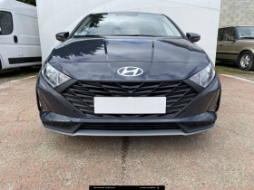 Hyundai i20 occasion 2024 mise en vente à Le Bouscat par le garage FIAT - ABARTH - HYUNDAI - SIPA AUTOMOBILES - BORDEAUX NORD - photo n°1