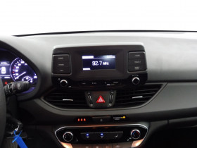 Hyundai i30 1.5 dpi 110-  occasion � Ganges - photo n�10