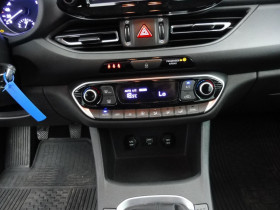 Hyundai i30 1.5 dpi 110comfort  occasion  Ganges - photo n7