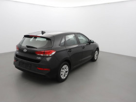 Hyundai i30 1.5 dpi 110essence  occasion � Ganges - photo n�3