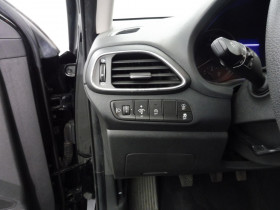 Hyundai i30 1.5 dpi 110essence  occasion � Ganges - photo n�7