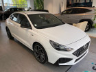 Hyundai i30 occasion Blanc année 2021 boite Robotisee Annonce Hyundai i30 occasion Hybride 1.5 T-GDi 160ch N Line DCT-7 hybrid à Muret