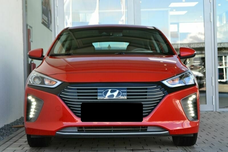 Hyundai Ioniq HYBRID 141CH BUSINESS  occasion à Villenave-d'Ornon - photo n°2