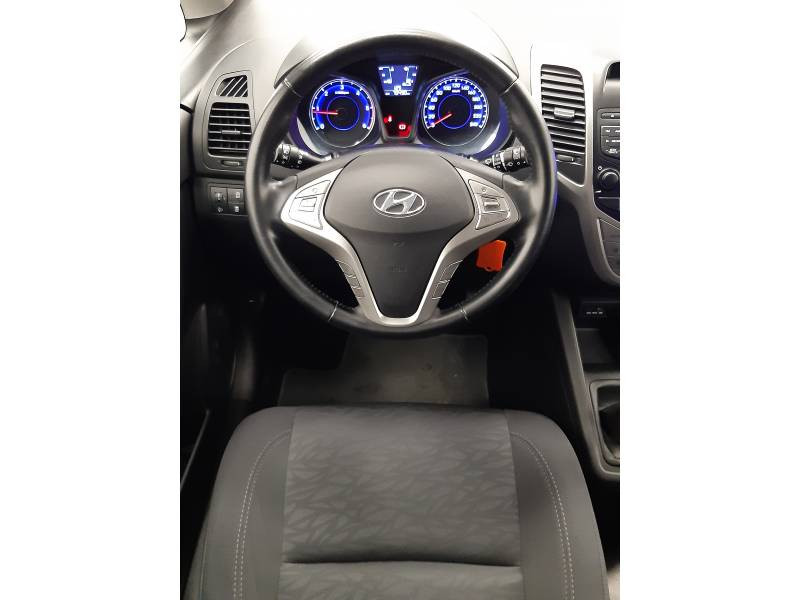 Hyundai IX20 1.6 CRDi 115 Blue Drive Intuitive  occasion à Bergerac - photo n°7