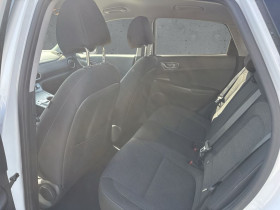 Hyundai Kona 64 kWh - 204 ch  occasion  Beaupuy - photo n8
