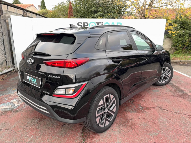 Hyundai Kona Kona Electrique 39 kWh - 136 ch Intuitive 5p 2020 - photo n°2 Hyundai Kona Kona Electrique 39 kWh - 136 ch Intuitive 5p  occasion à Libourne - photo n°2