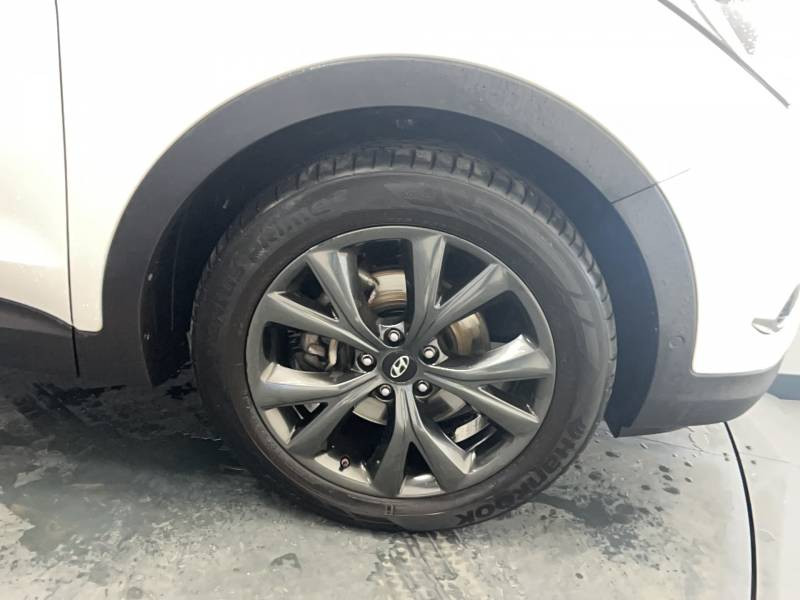 Hyundai Santa Fe . 2.2 CRDi 197 4WD Executive 7pl A 2015 - photo n°18 Hyundai Santa Fe . 2.2 CRDi 197 4WD Executive 7pl A  occasion à Biscarrosse - photo n°18