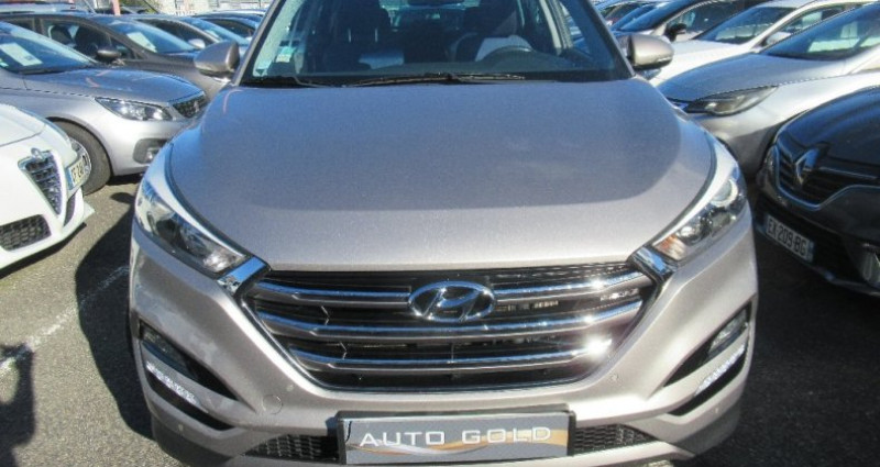 Hyundai Tucson 2.0 CRDi 185 4WD BVA Executive 2016 - photo n°2 Hyundai Tucson 2.0 CRDi 185 4WD BVA Executive  occasion à AUBIERE - photo n°2