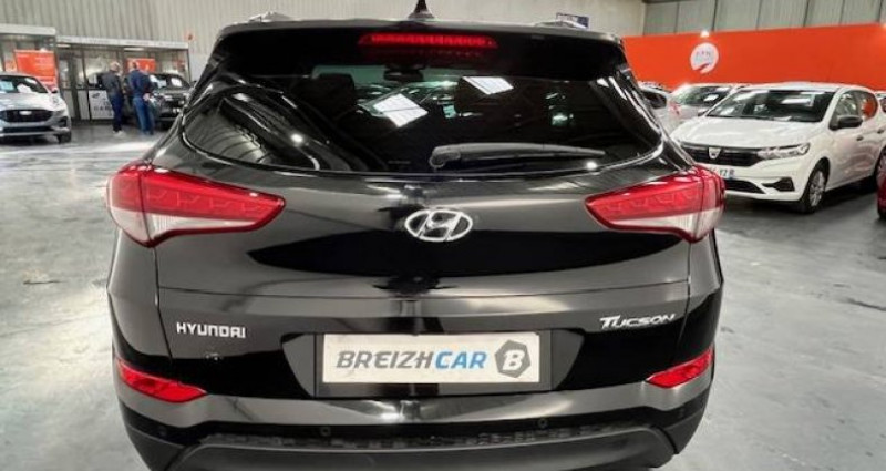 Hyundai Tucson II 1.7 CRDI 115ch Creative 2WD 2017 - photo n°4 Hyundai Tucson II 1.7 CRDI 115ch Creative 2WD  occasion à Guipavas - photo n°4