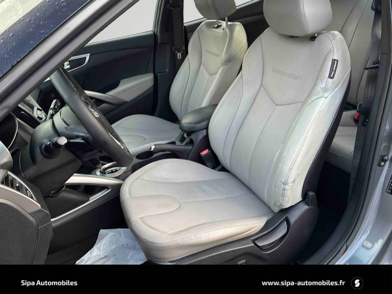 Hyundai Veloster Veloster 1.6 GDI 140 Pack Sensation DCT-6 4p 2012 - photo n°12 Hyundai Veloster Veloster 1.6 GDI 140 Pack Sensation DCT-6 4p  occasion à Toulouse - photo n°12