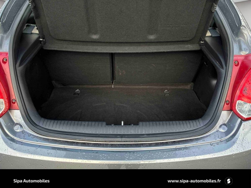 Hyundai Veloster Veloster 1.6 GDI 140 Pack Sensation DCT-6 4p 2012 - photo n°5 Hyundai Veloster Veloster 1.6 GDI 140 Pack Sensation DCT-6 4p  occasion à Toulouse - photo n°5